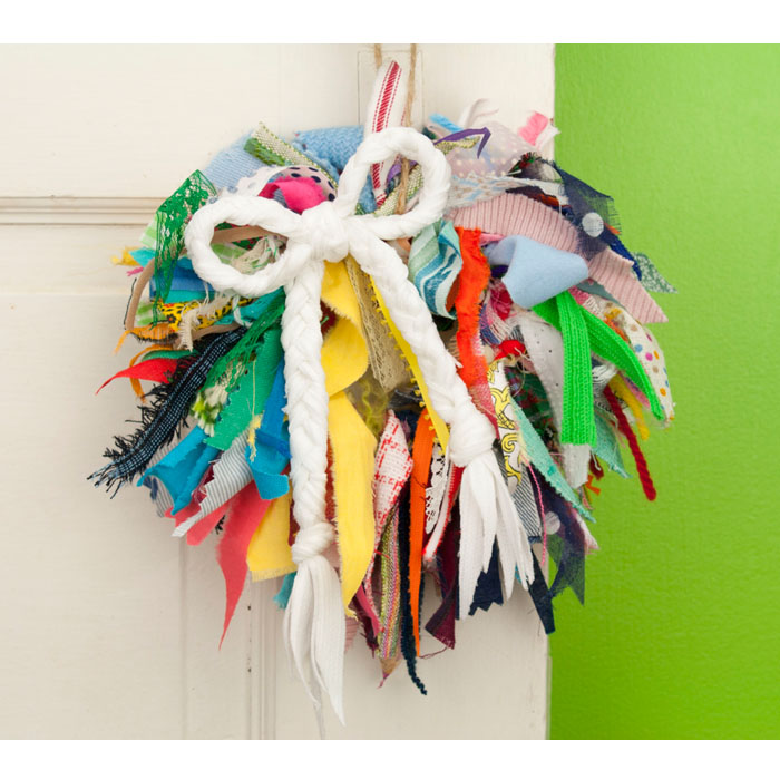 Scrap Fabric Mini Rag Wreath with White Bow