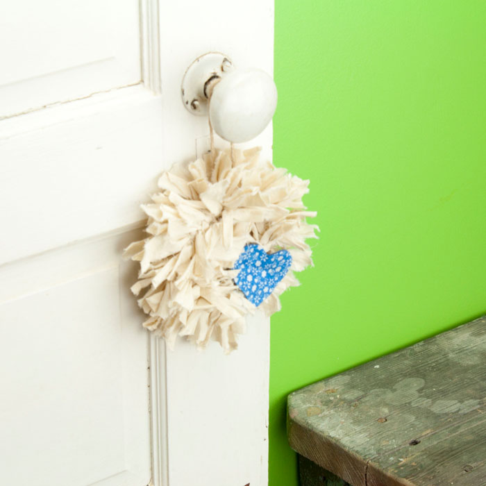 Tea Stained Mini Rag Wreath with Blue Flower Heart