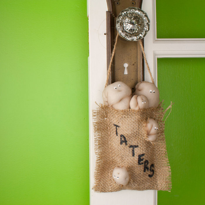 Small Sack of Potatoes Door Knob Hanger