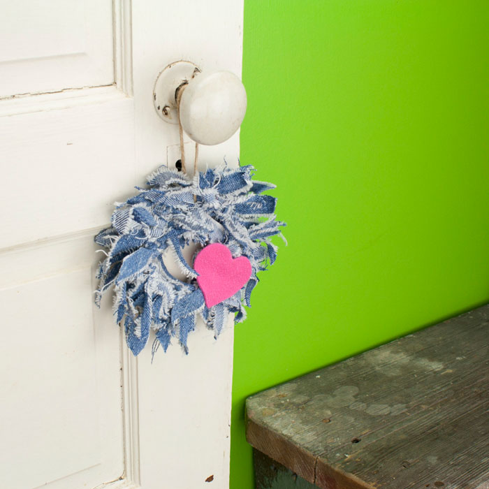 Blue Jean Mini Rag Wreath with Pink Fabric Heart