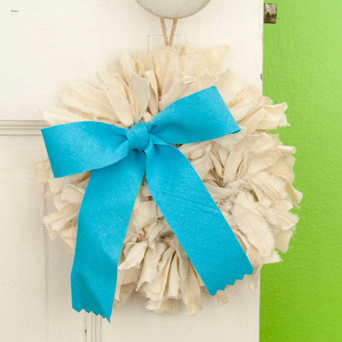 Tea Stained Mini Rag Wreath with Blue Bow
