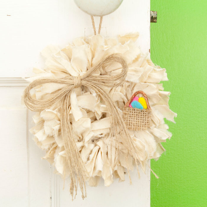 Tea Stained Mini Rag Wreath with Mini Easter Basket